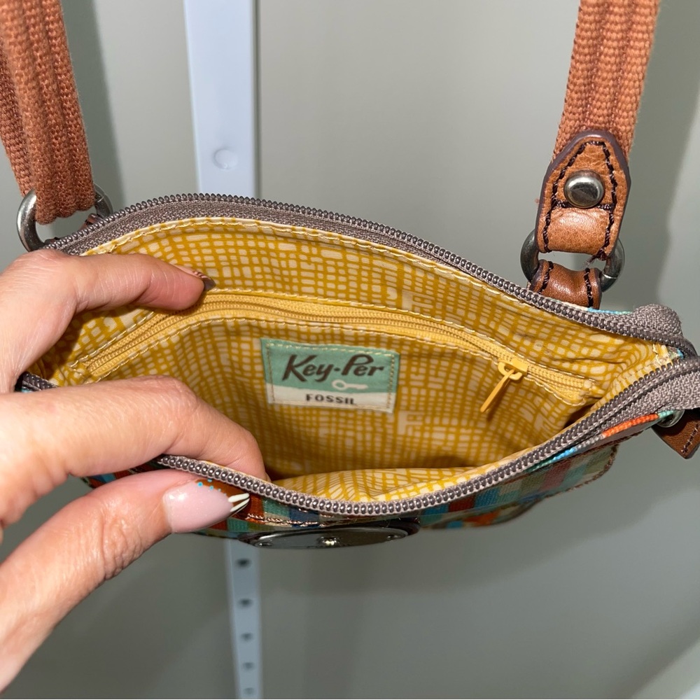 Fossil Key-Per Multicolor Stripe Crossbody Bag Small Canvas Leather Trim - Picture 3 of 8